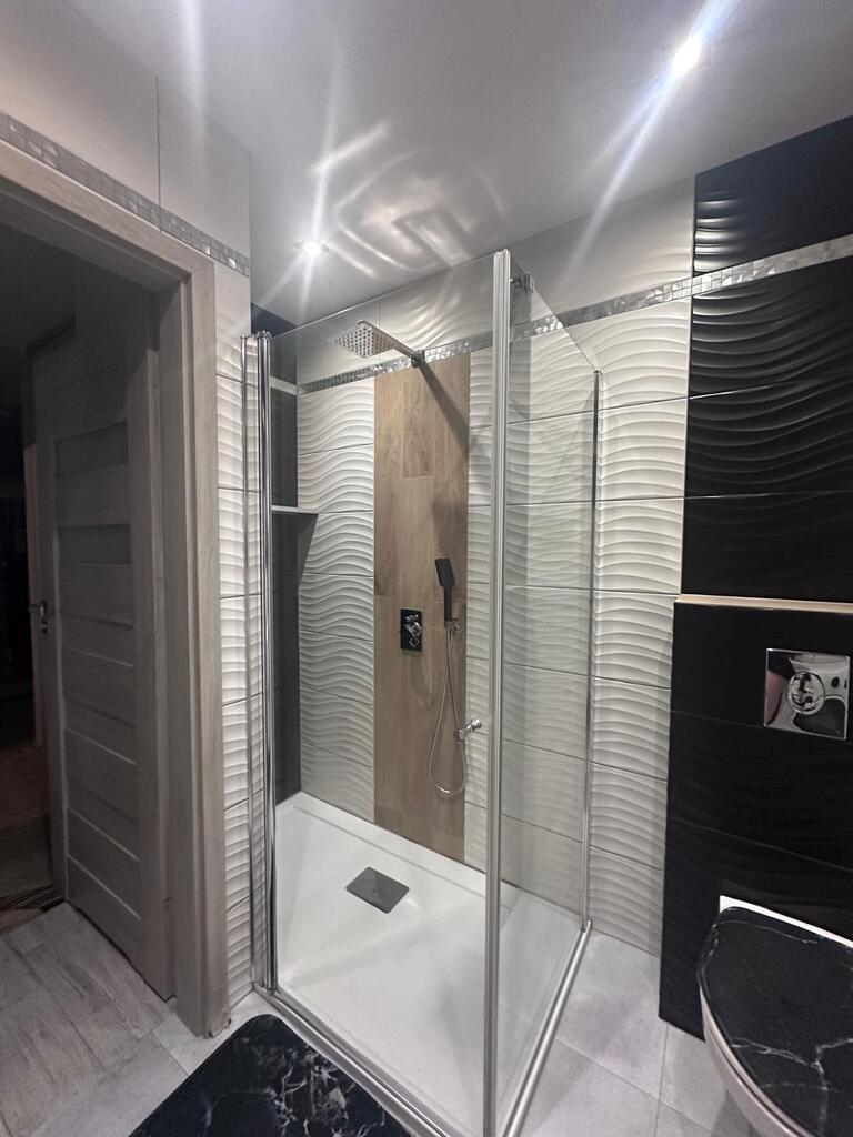 NOWOCZESNE MIESZKANIE 3 POK W NISKIM BLOKU Z WINDĄ (11)