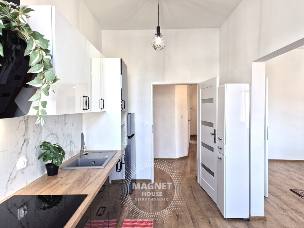 Komfortowe 2 pokoje po remoncie blisko Centrum (9)