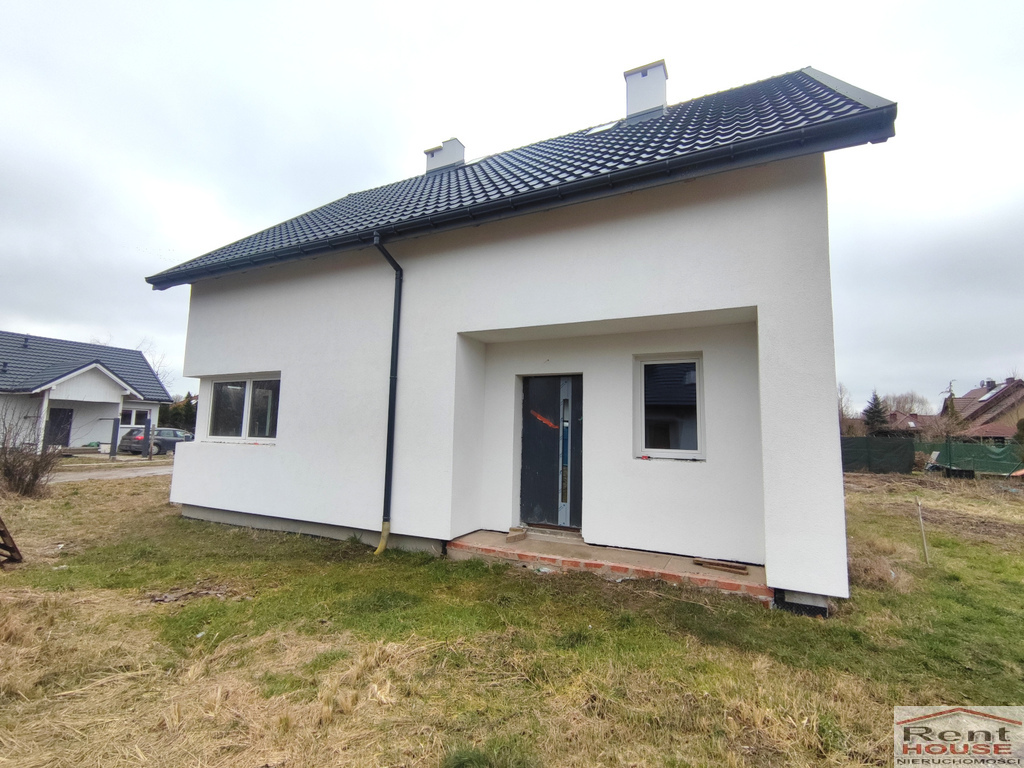 Dom wolnostojący, do wykończenia, Dołuje (2)