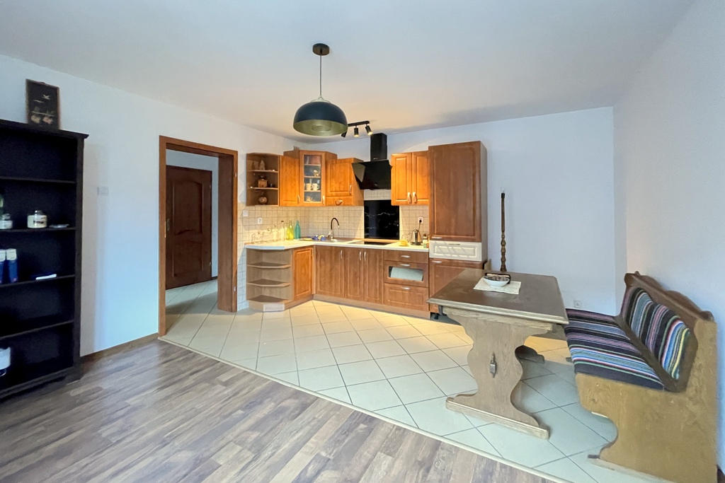 Mieszkanie 2-pokojowe w kamienicy w centrum (10)