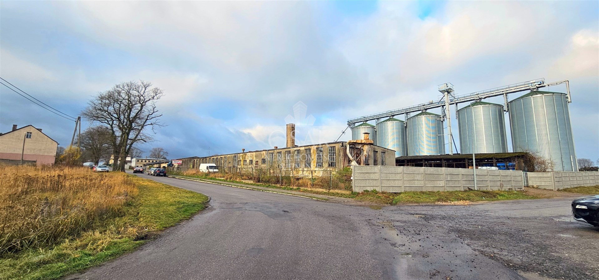 HIT! Działka komercyjna z budynkami - Choszczno (3)