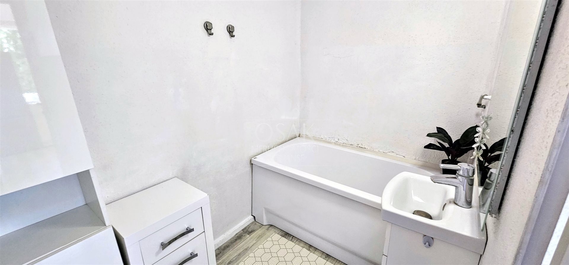 Zadbane 2 pok. - w niskim bloku - os. Zawadzkiego (11)