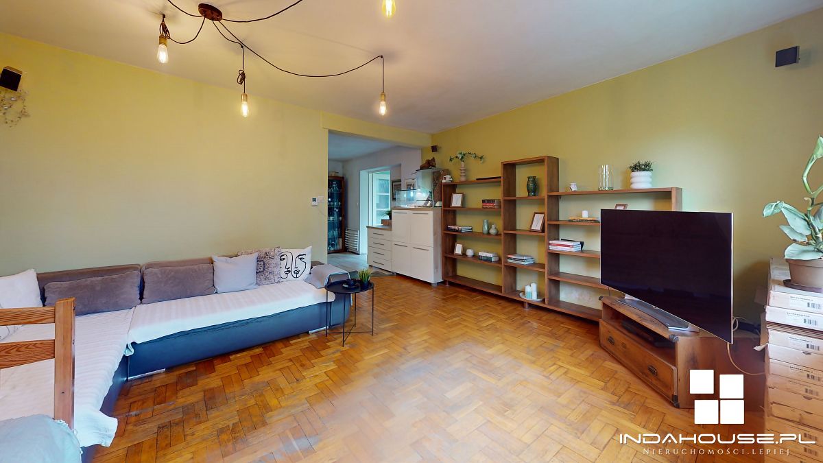 Tani dom do remontu w Biesiekierzu.
 (3)