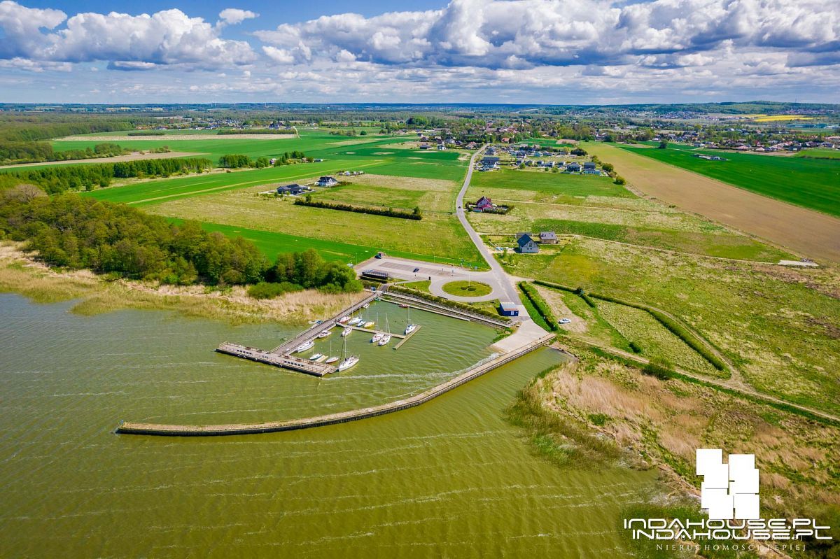 Płaski dach, 5 pokoi, ogród zimowy, fotowoltaika (24)