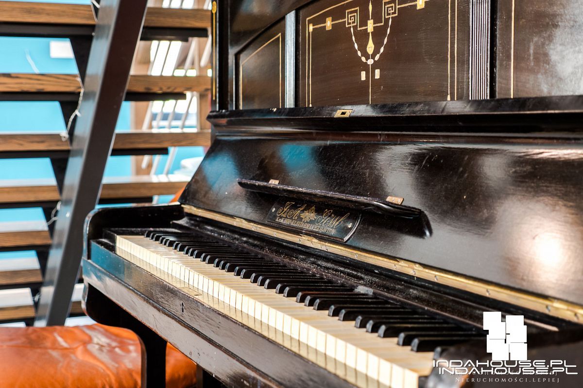 Płaski dach, 5 pokoi, ogród zimowy, fotowoltaika (26)