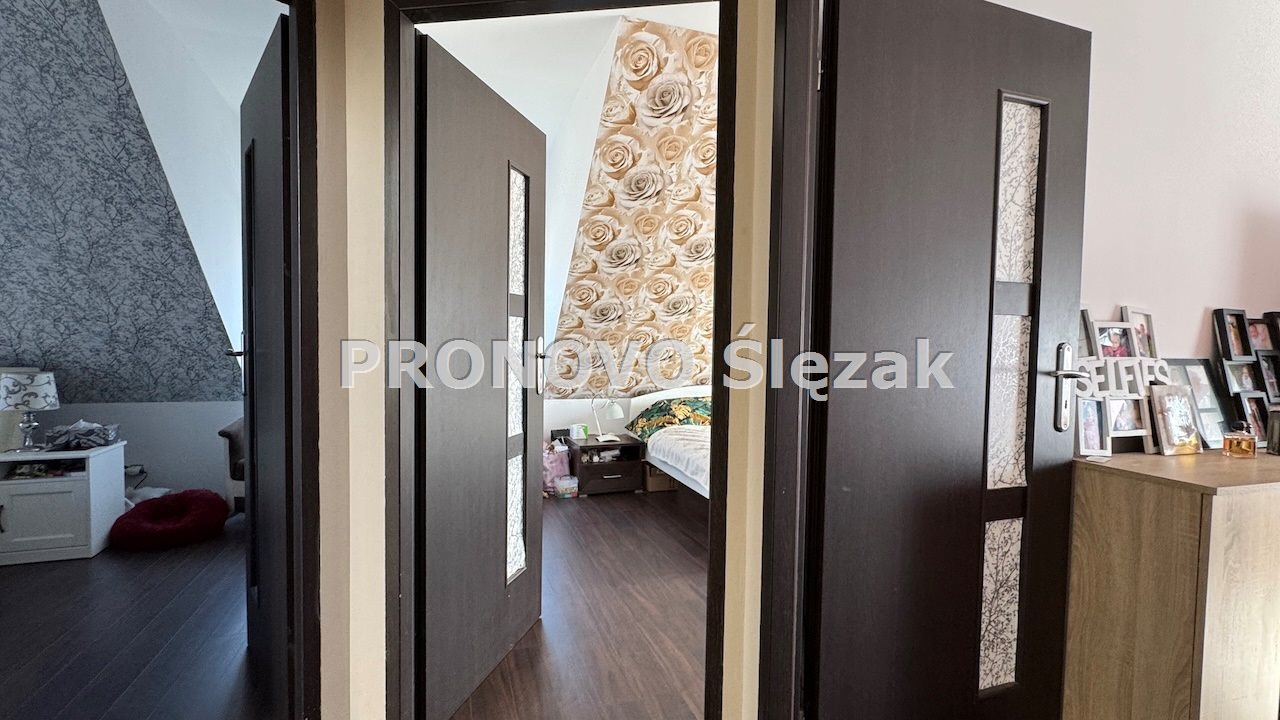 Rodzinny azyl pełen ciepła i komfortu (10)