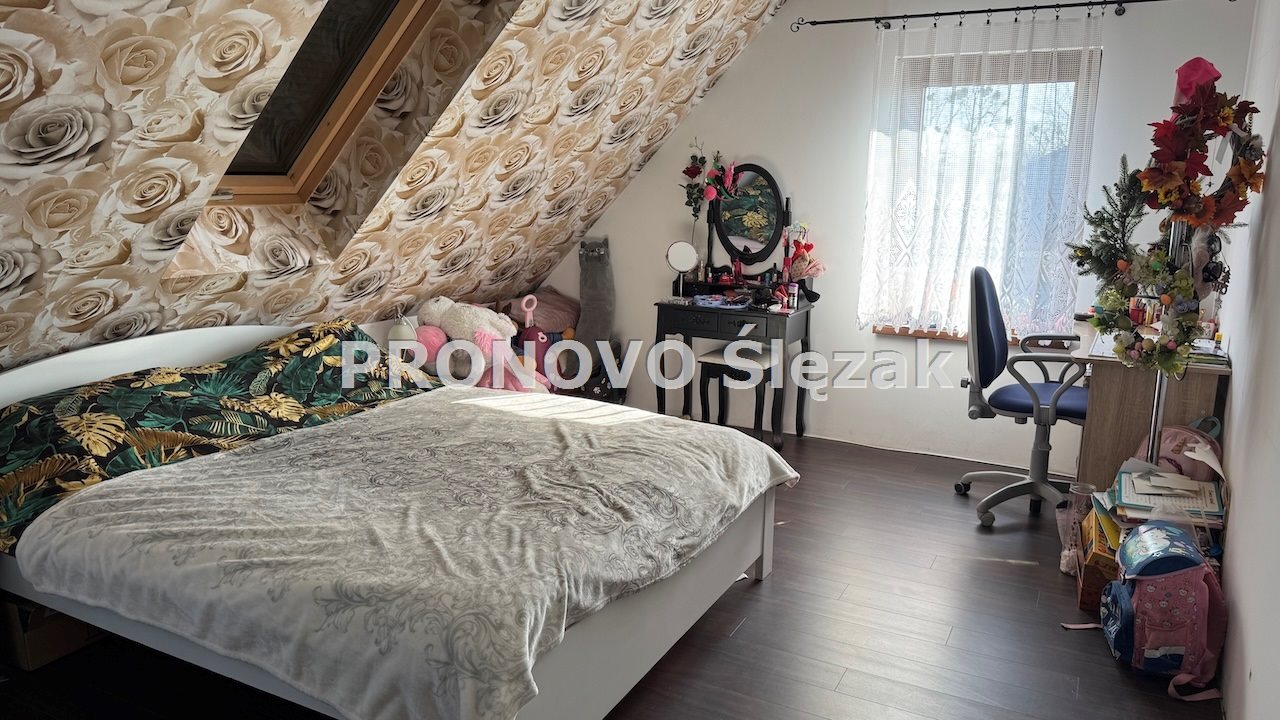 Rodzinny azyl pełen ciepła i komfortu (5)