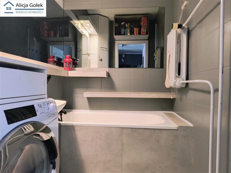 ul.Bukowa, wygodne mieszkanie 3 pokojowe z loggią  (9)