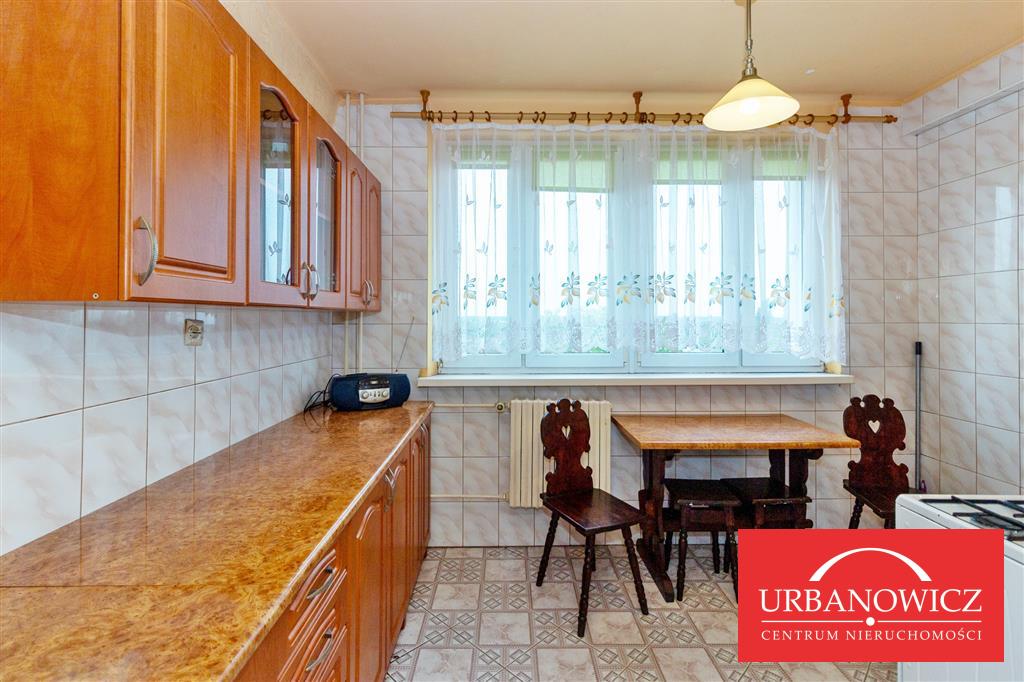 3-pok. mieszkanie z pięknym widokiem ! (1)