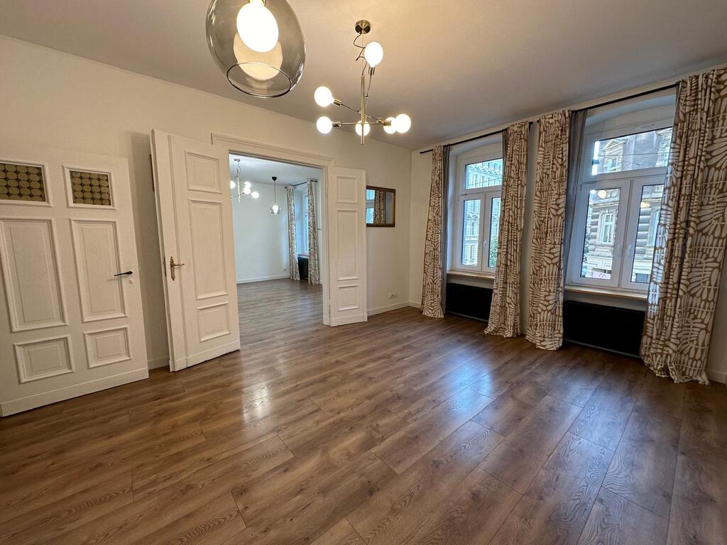 Centrum, mieszkanie 3 pokojowe, wysoki standard. (1)