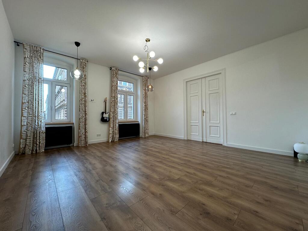 Centrum, mieszkanie 3 pokojowe, wysoki standard. (8)