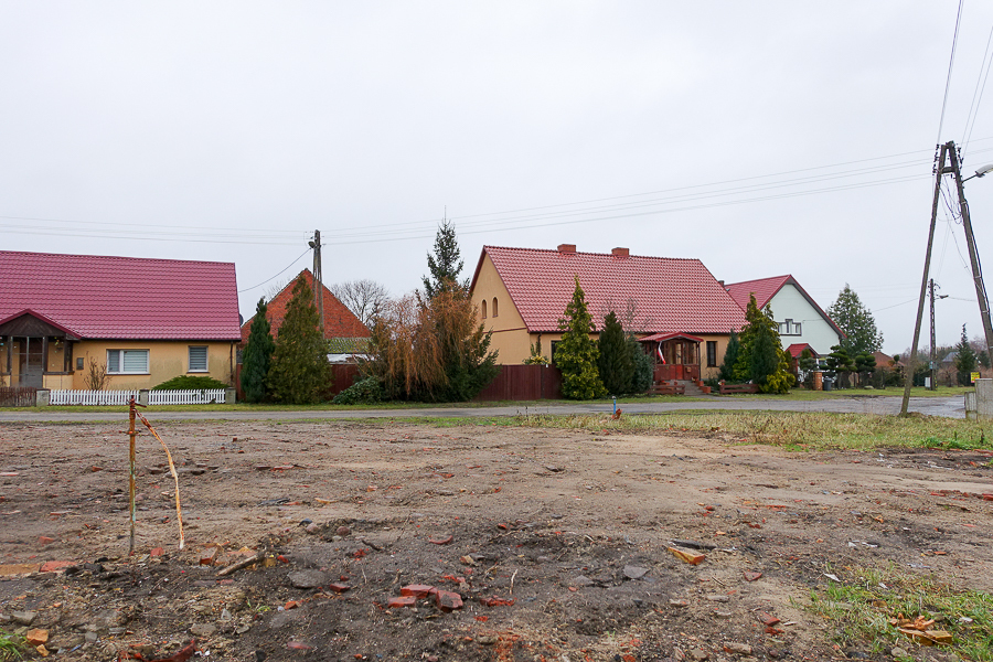 Załęże. Działka 150 m od Jeziora Sitno 135.000 zł (5)