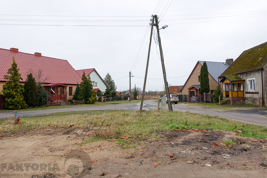 Załęże. Działka 150 m od Jeziora Sitno 135.000 zł (13)