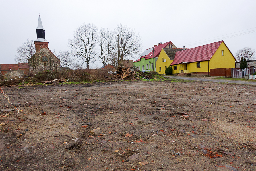 Załęże. Działka 150 m od Jeziora Sitno 135.000 zł (15)