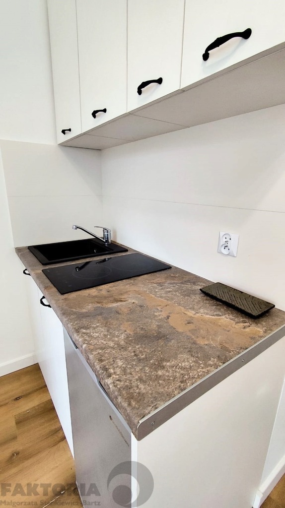 Kawalerka Podjuchy 189 tys. (4)