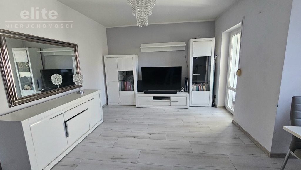 Śródmieście duże 2 pok. z balkonem+piwnica (1)