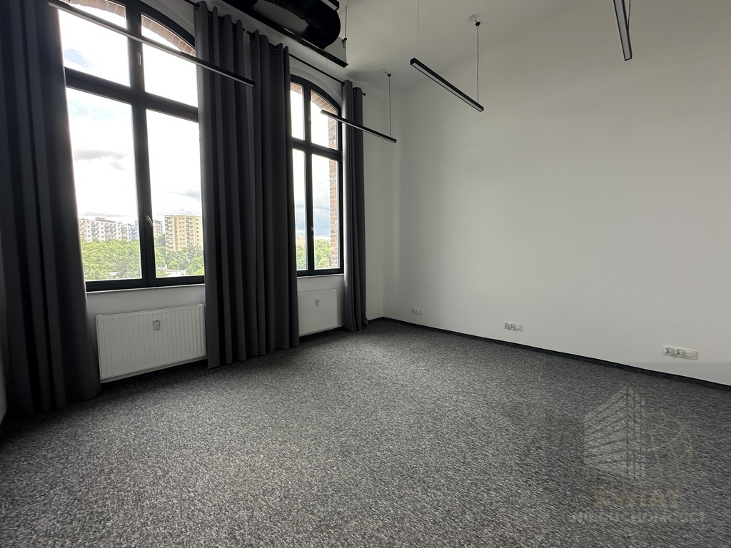 Lokal 43 m2 na wynajem (3)