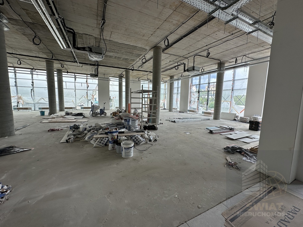 Lokal pod usługi medyczne (10)