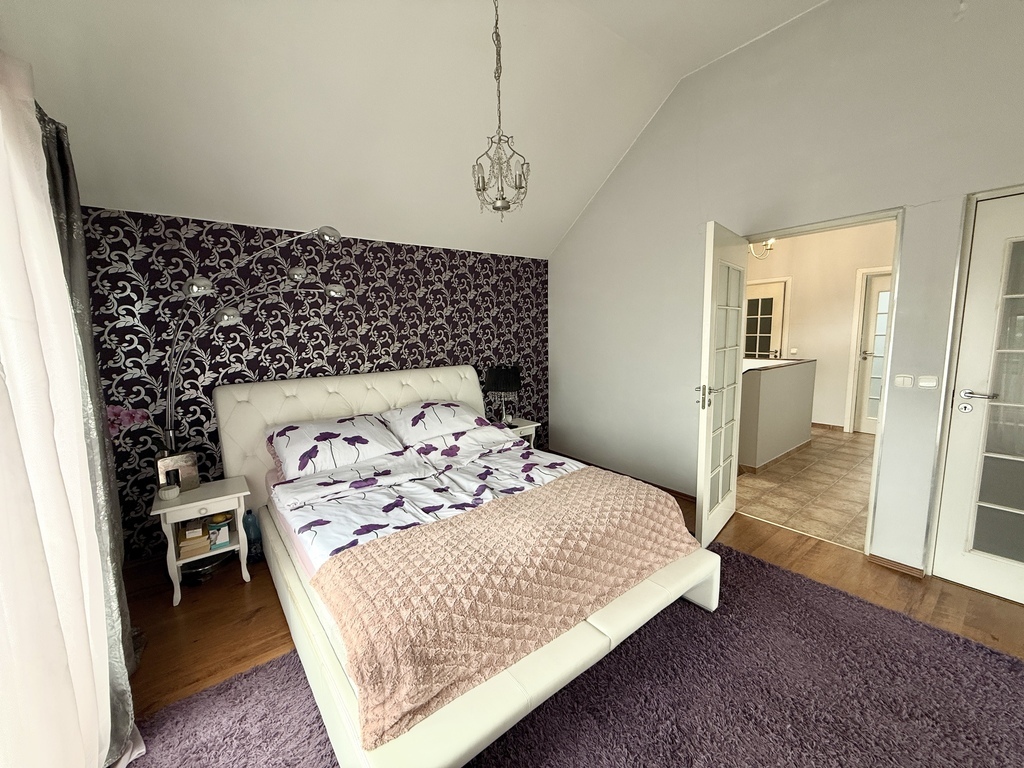 Dwupoziomowy apartament z 3 tarasami w Mierzynie (15)