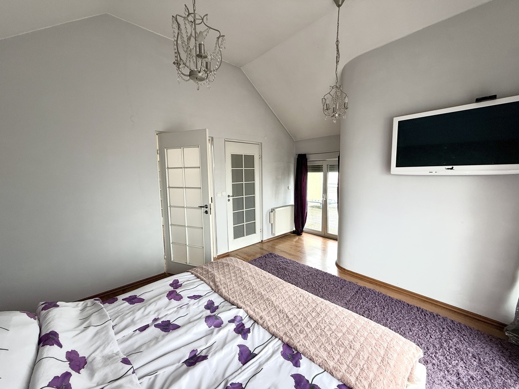 Dwupoziomowy apartament z 3 tarasami w Mierzynie (17)