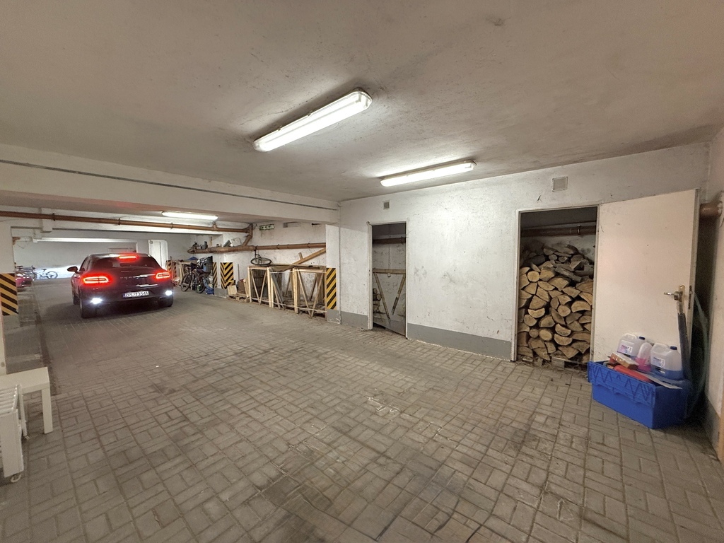 Dwupoziomowy apartament z 3 tarasami w Mierzynie (24)