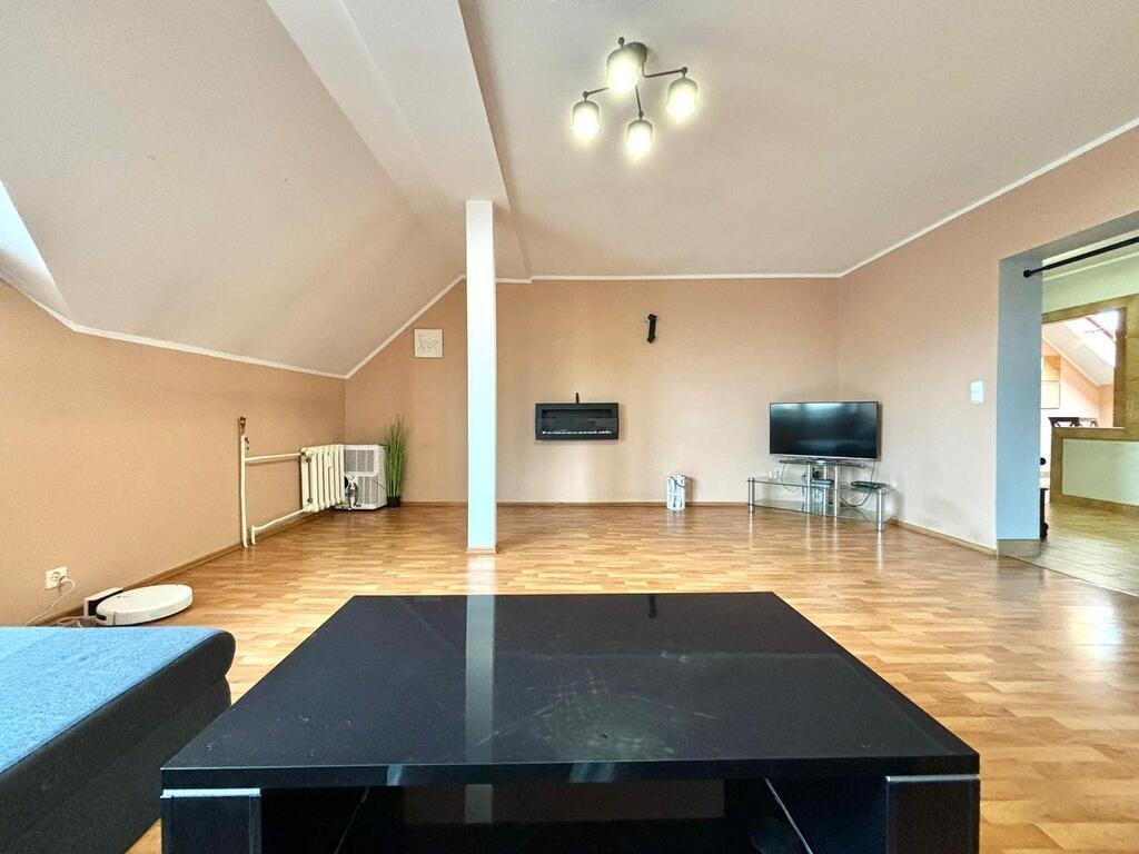 PRZESTRONNE MIESZKANIE DWUPOZIOMOWE, 104 m2 (13)