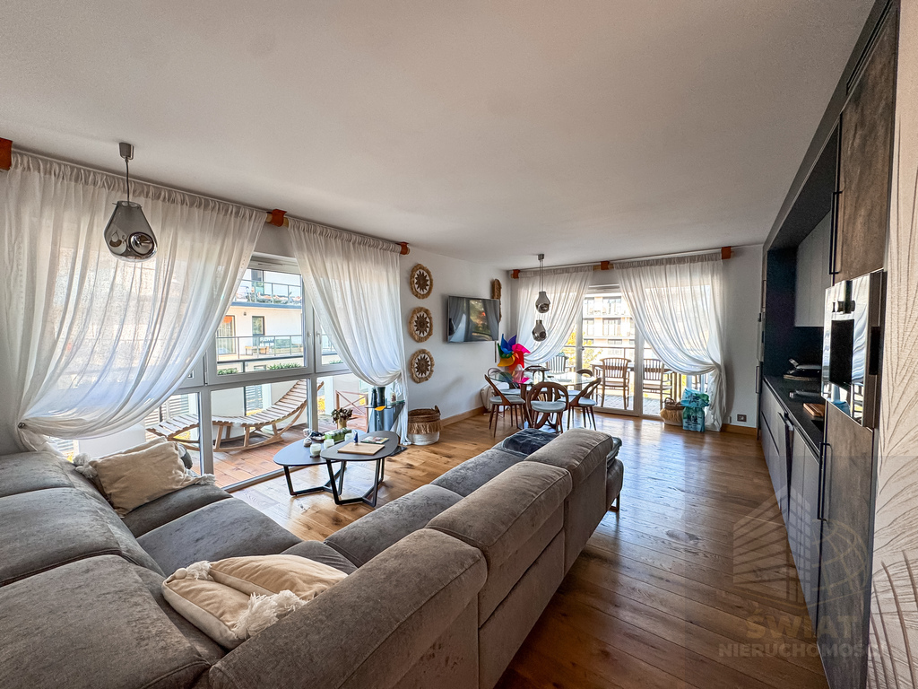 Luksusowy apartament z tarasem i SPA – Dziwnów (4)