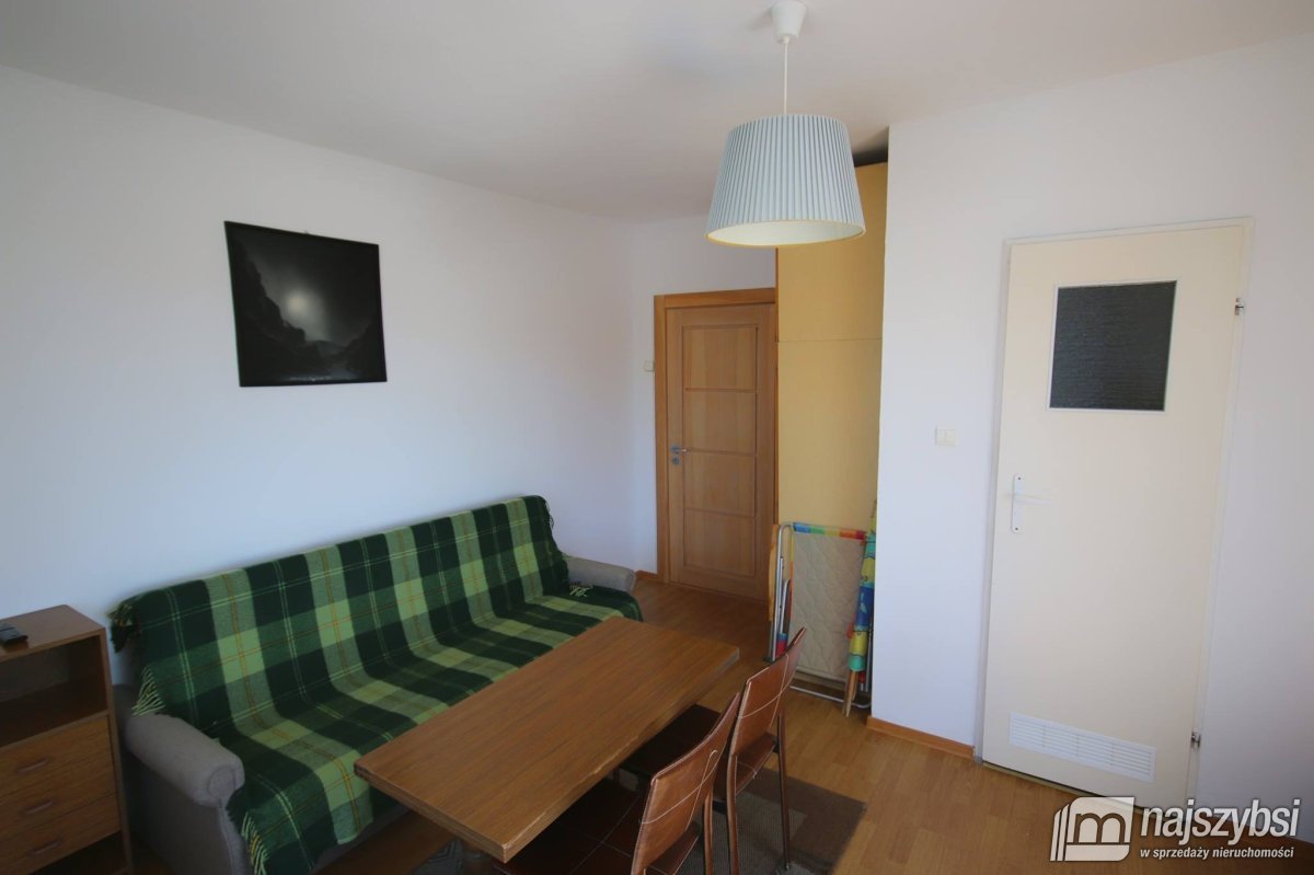 Międzywodzie- duży pensjonat z potencjałem  (2)