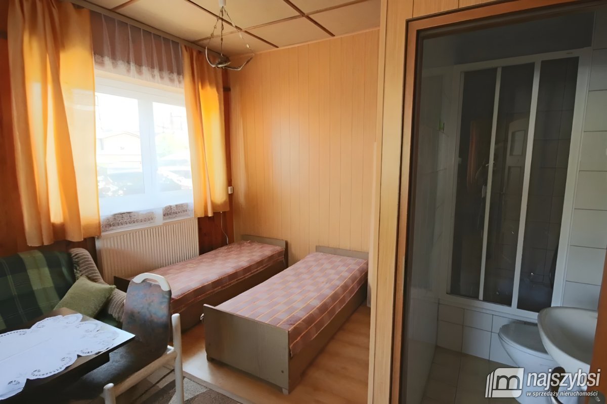 Międzywodzie- duży pensjonat z potencjałem  (5)