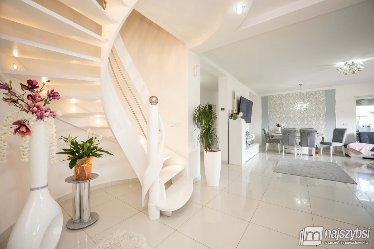 Sierosław- piękny dom z widokiem na rzekę (3)