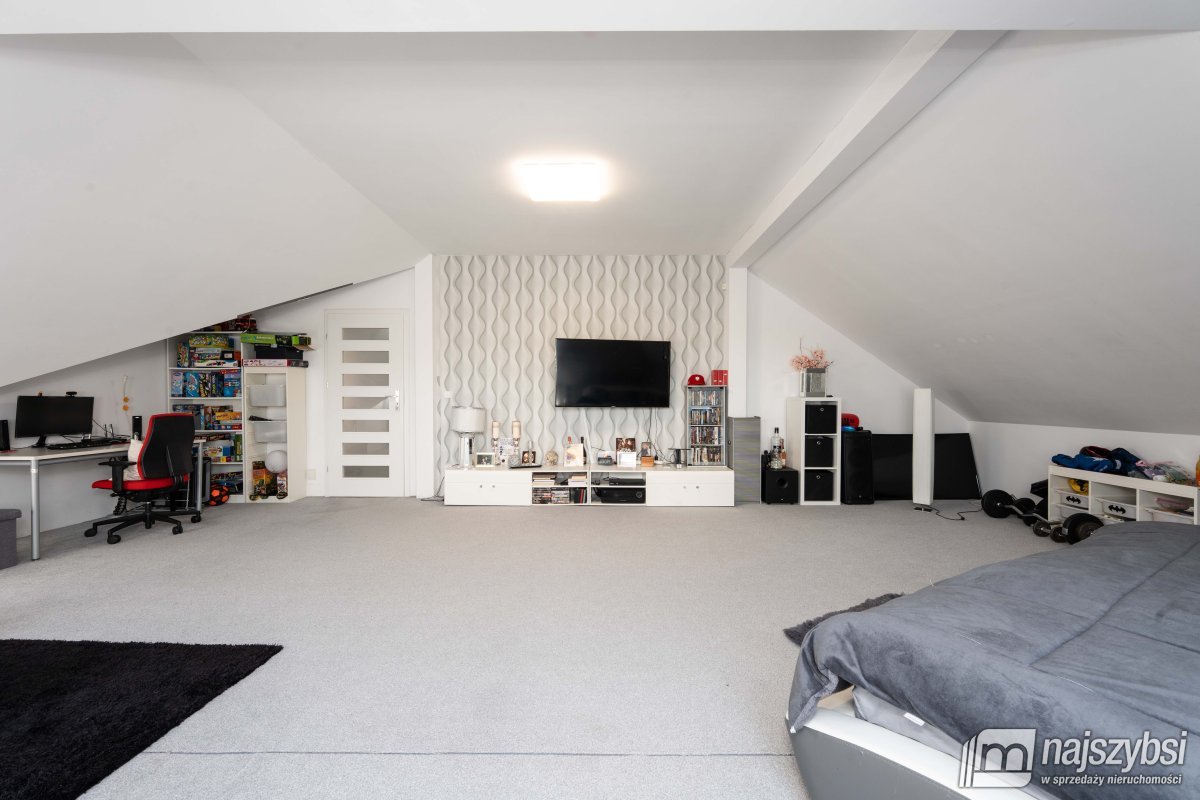 Sierosław- piękny dom z widokiem na rzekę (30)