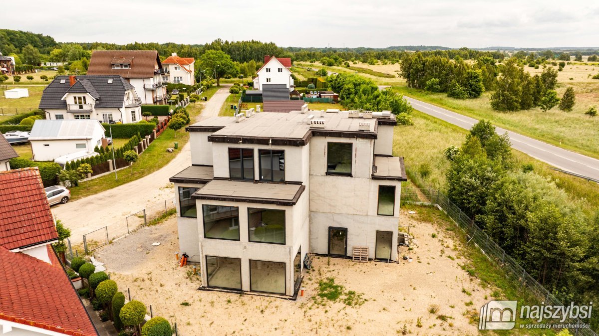 Pustkowo - Obiekt Turystyczny 557m2 (1)