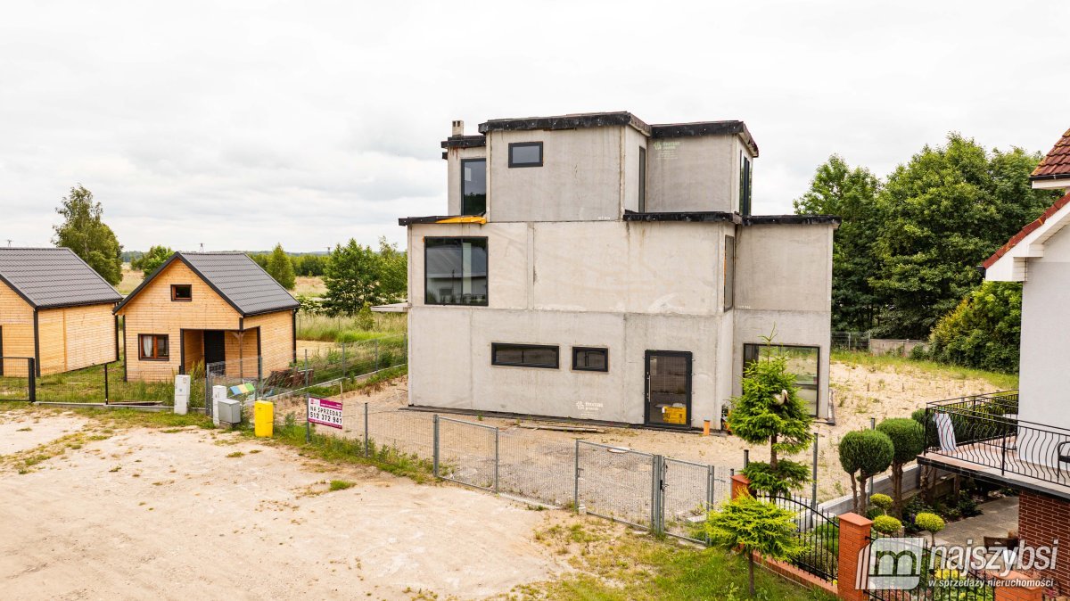 Pustkowo - Obiekt Turystyczny 557m2 (2)