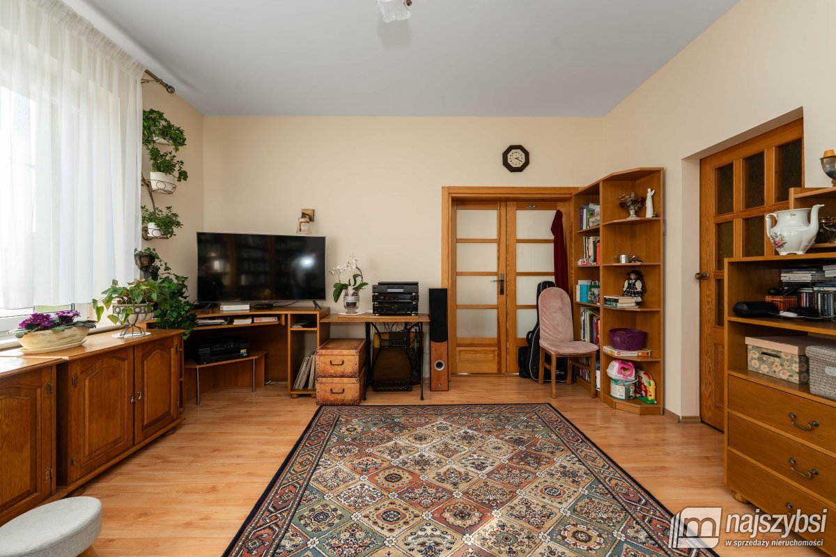 Tursko- Dom 200 m ² + budynek do adaptacji (10)