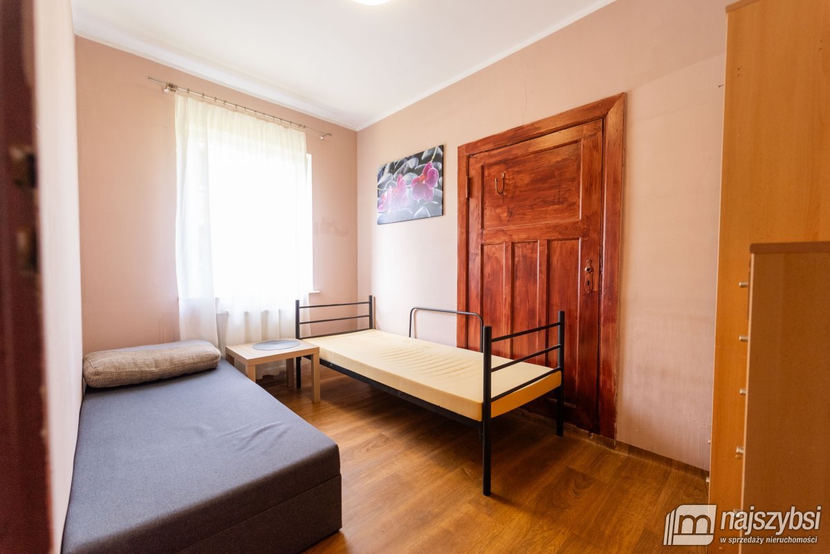 Goleniów- dom z dużym potencjałem na sprzedaż (14)