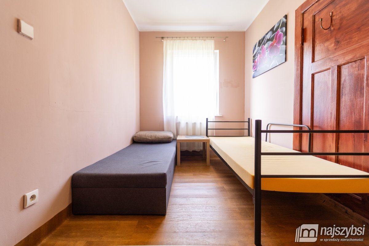 Goleniów- dom z dużym potencjałem na sprzedaż (15)