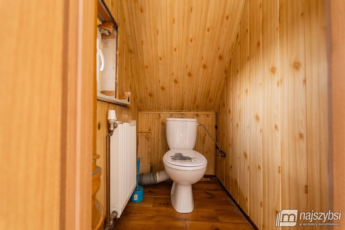 Goleniów- dom z dużym potencjałem na sprzedaż (23)