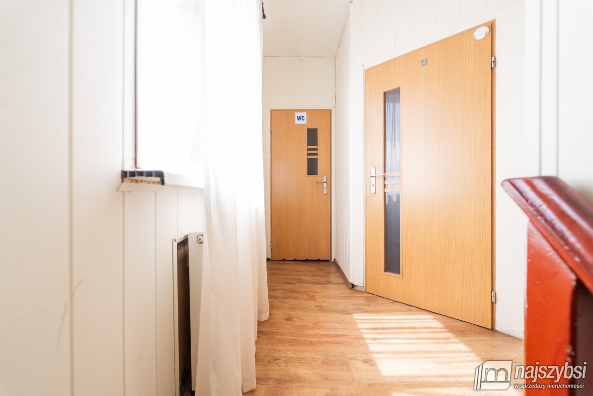 Goleniów- dom z dużym potencjałem na sprzedaż (24)