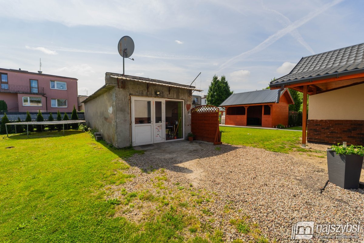 Goleniów- dom z dużym potencjałem na sprzedaż (4)