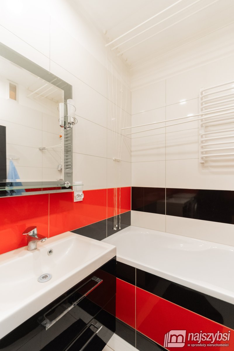 Goleniów - 3 pokoje na pierwszym piętrze (17)