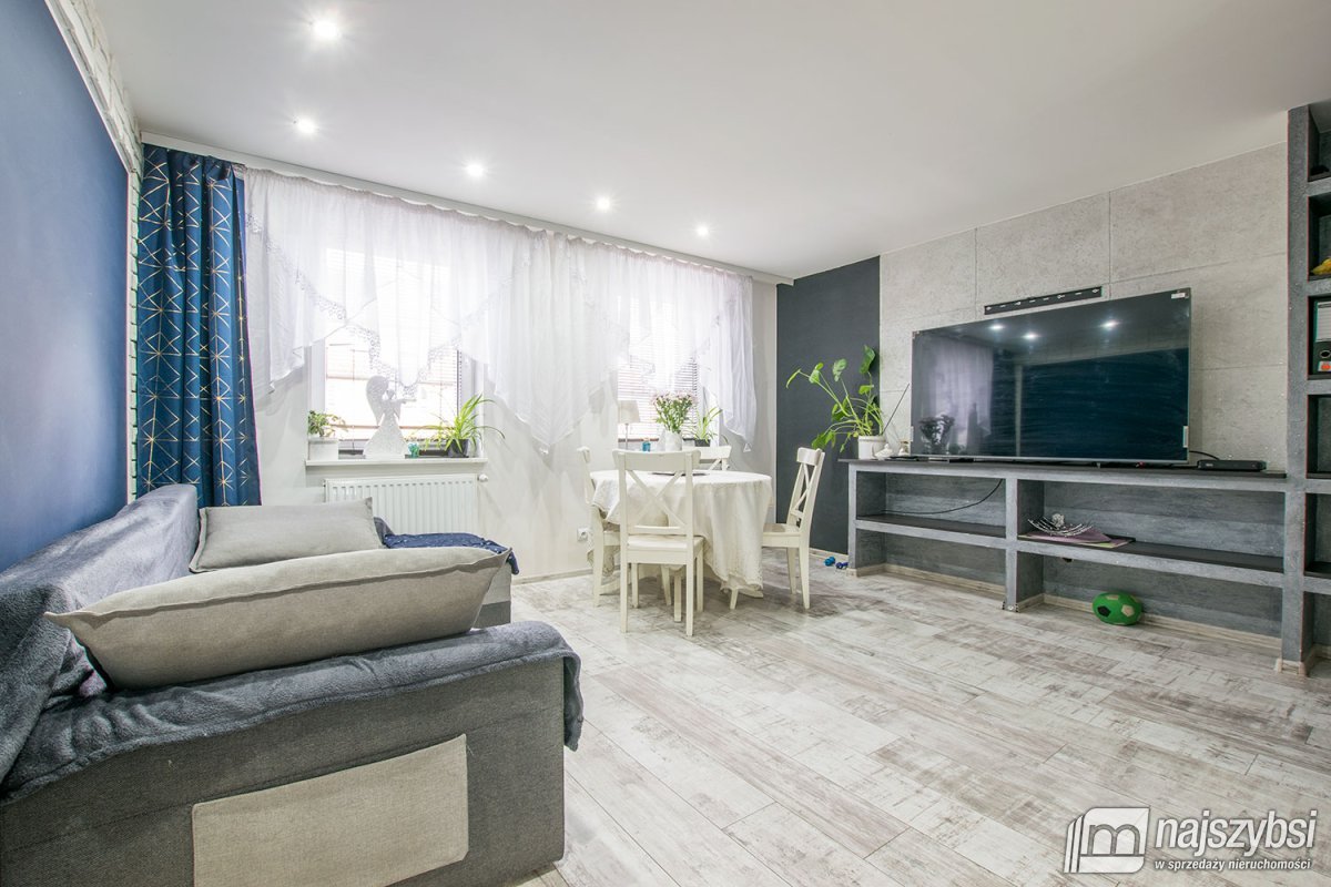 Kliniska Wielkie -  piętro domu, ul. Piastowska (1)