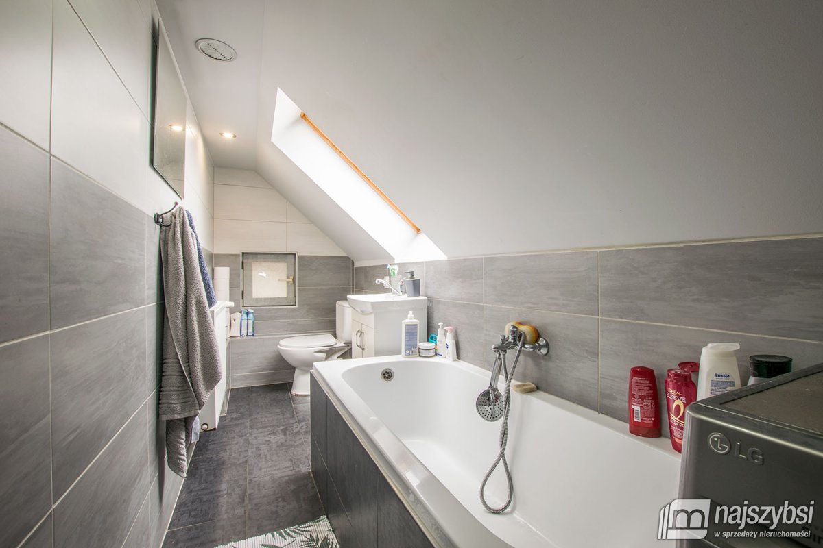 Kliniska Wielkie -  piętro domu, ul. Piastowska (10)