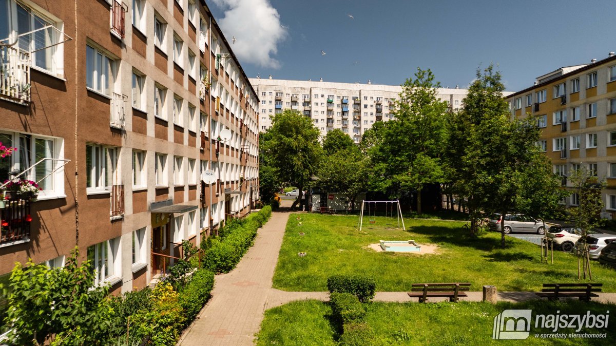 KOŁOBRZEG-MIESZKANIE 3 POKOJOWE Z POM.GOSP CENTRUM (13)