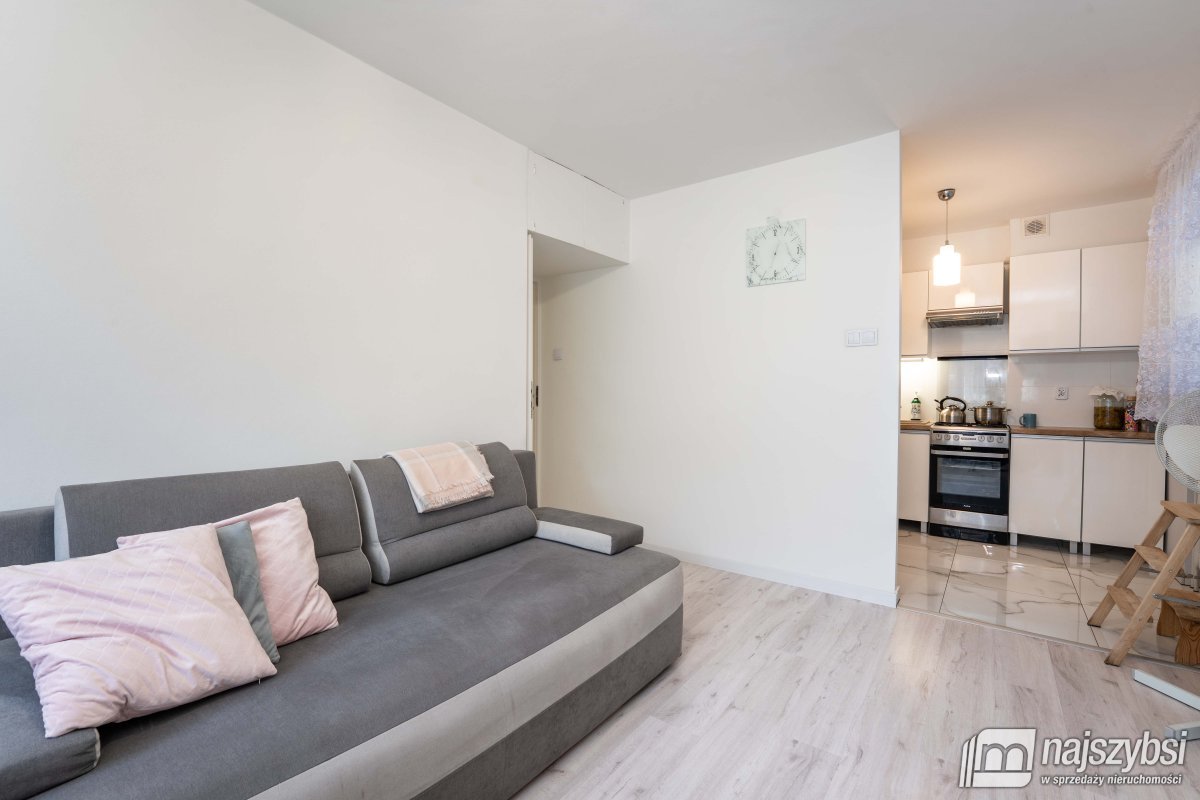 KOŁOBRZEG-MIESZKANIE 3 POKOJOWE Z POM.GOSP CENTRUM (3)