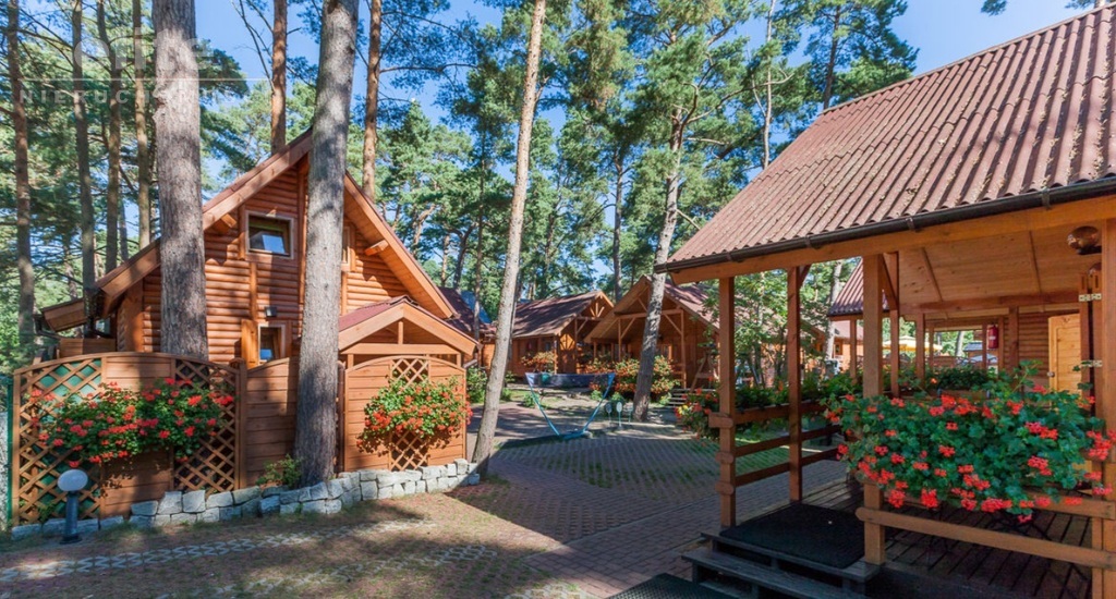Pobierowo kompleks 11 domków 120m od morza (2)