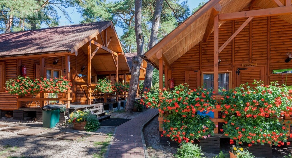 Pobierowo kompleks 11 domków 120m od morza (3)