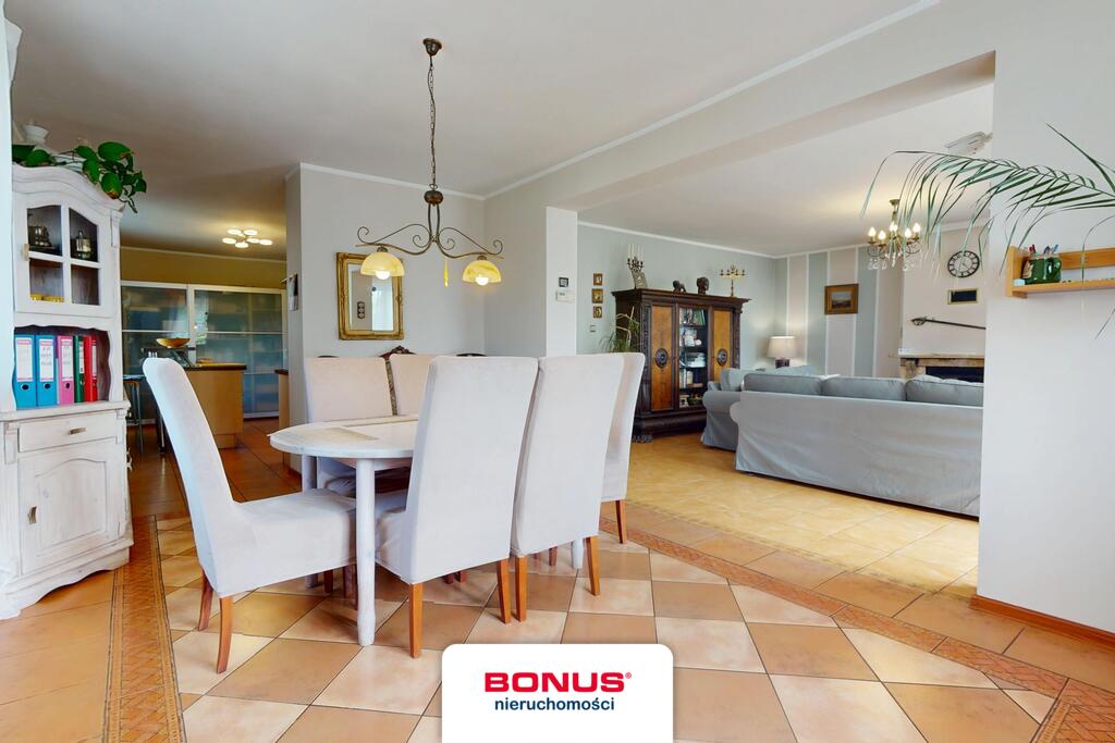 Pensjonat + Apartament + działka | Centrum Rewala (11)