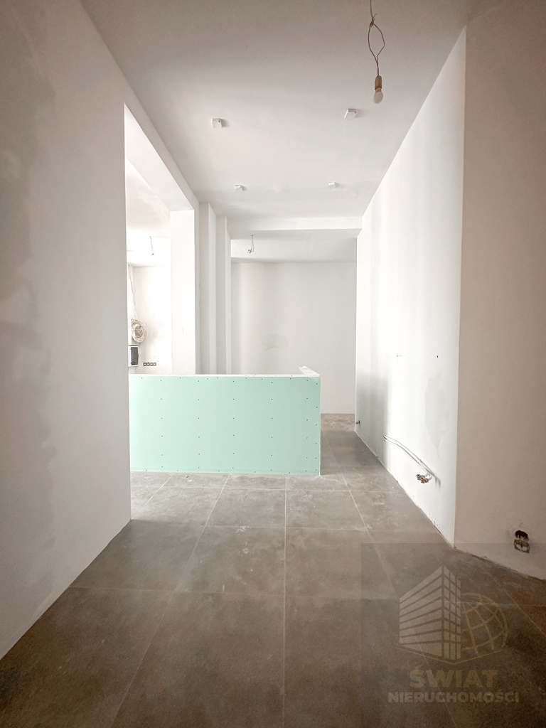 Na wynajem lokal 270 m ! Deptak Bogusława (8)