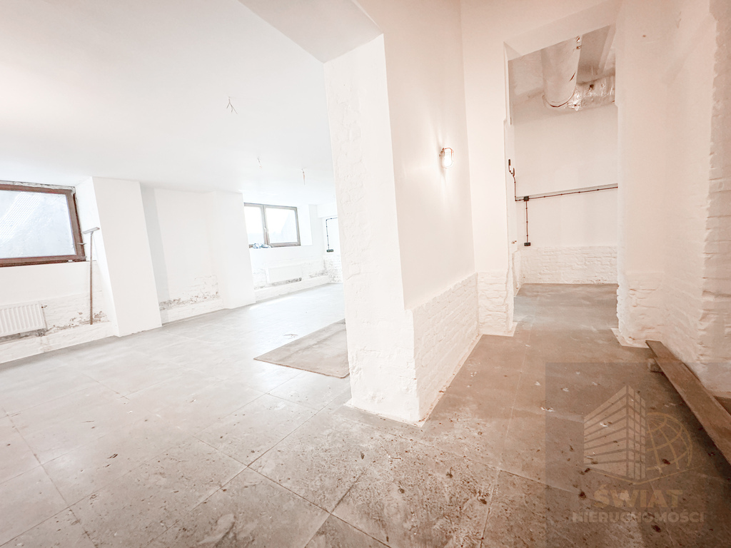 Na wynajem lokal 270 m ! Deptak Bogusława (28)