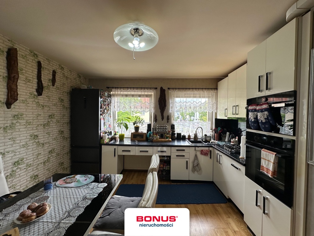 Mieszkanie z poddaszem, ogródkiem oraz garażem (2)